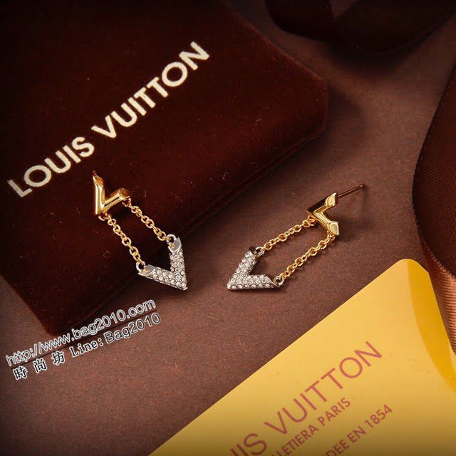 Louis Vuitton新款飾品 路易威登字母耳釘 LV鏈條耳環  zglv1913
